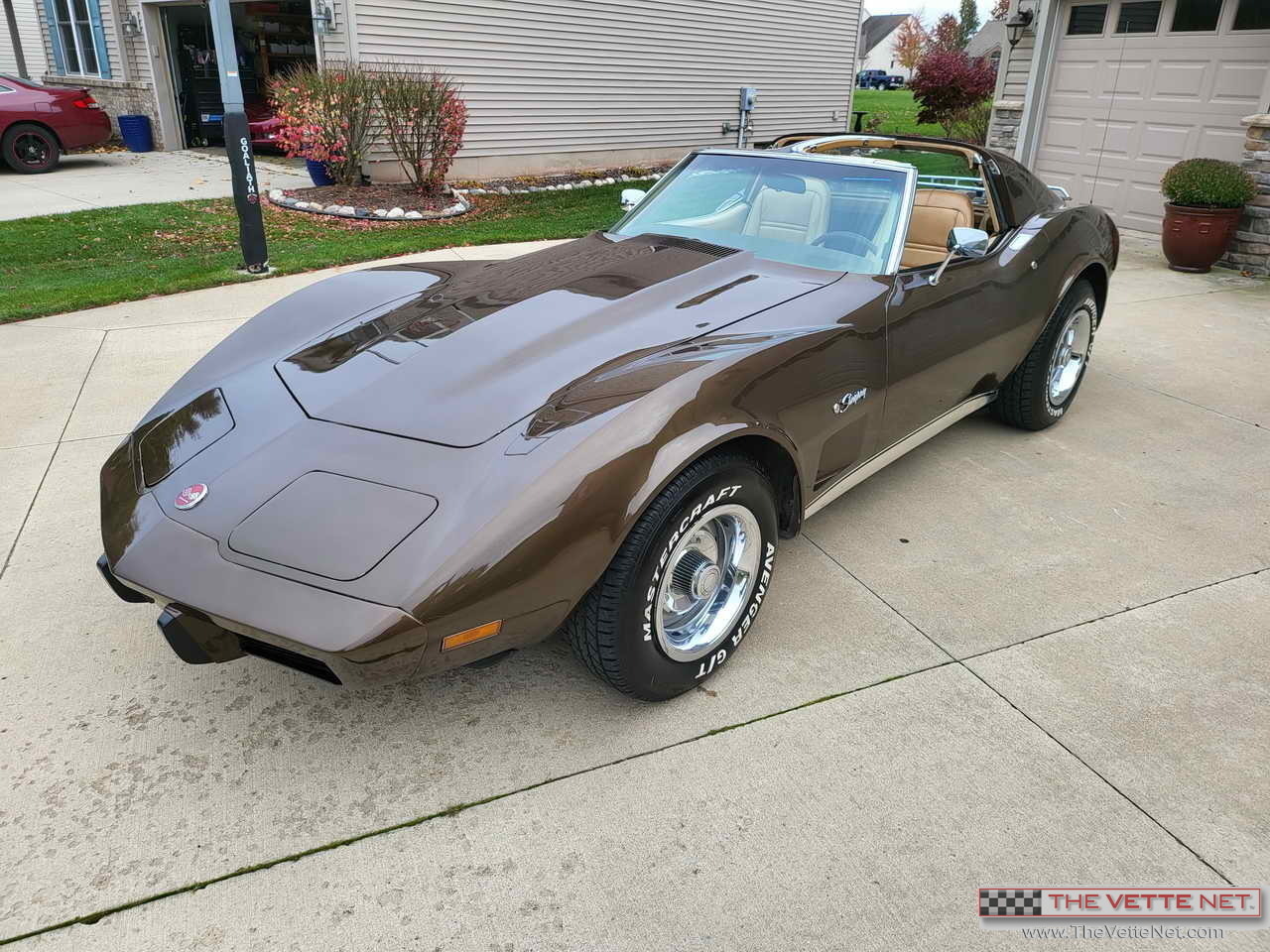 1976 Corvette Coupe Dark Brown Metallic
