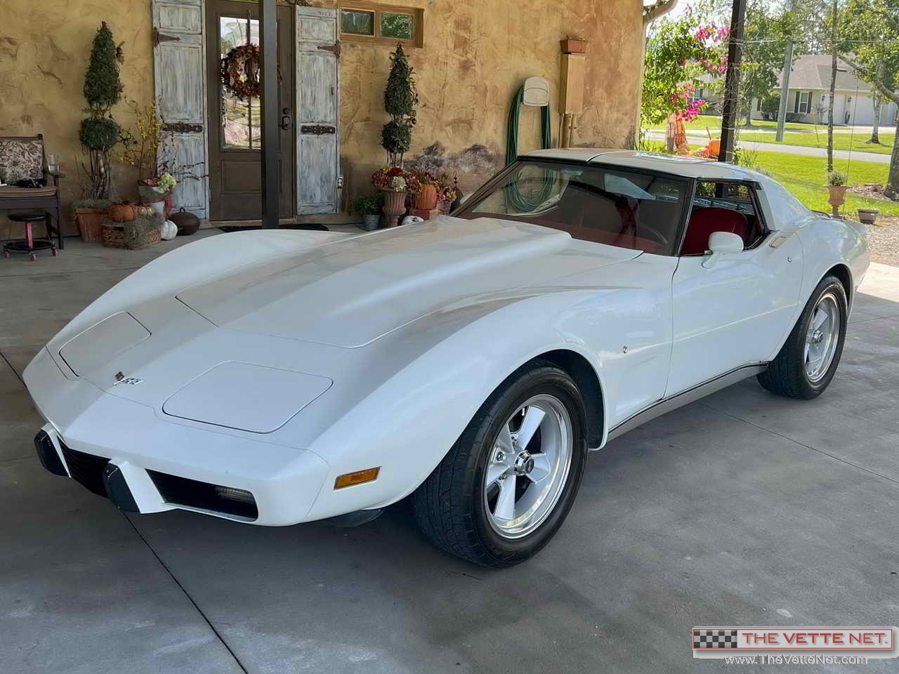1977 Corvette T-Top White
