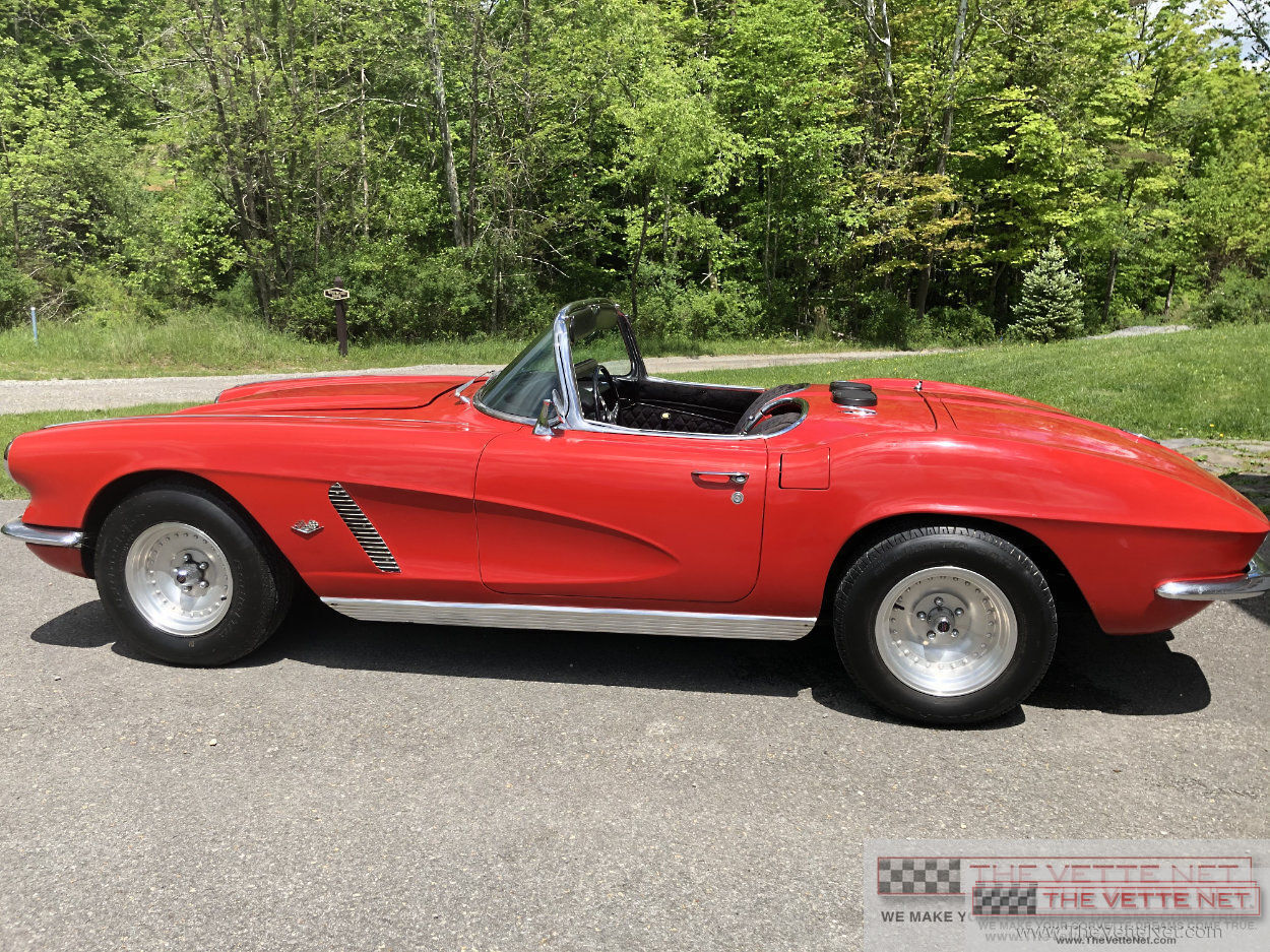 1962 Corvette Convertible Red