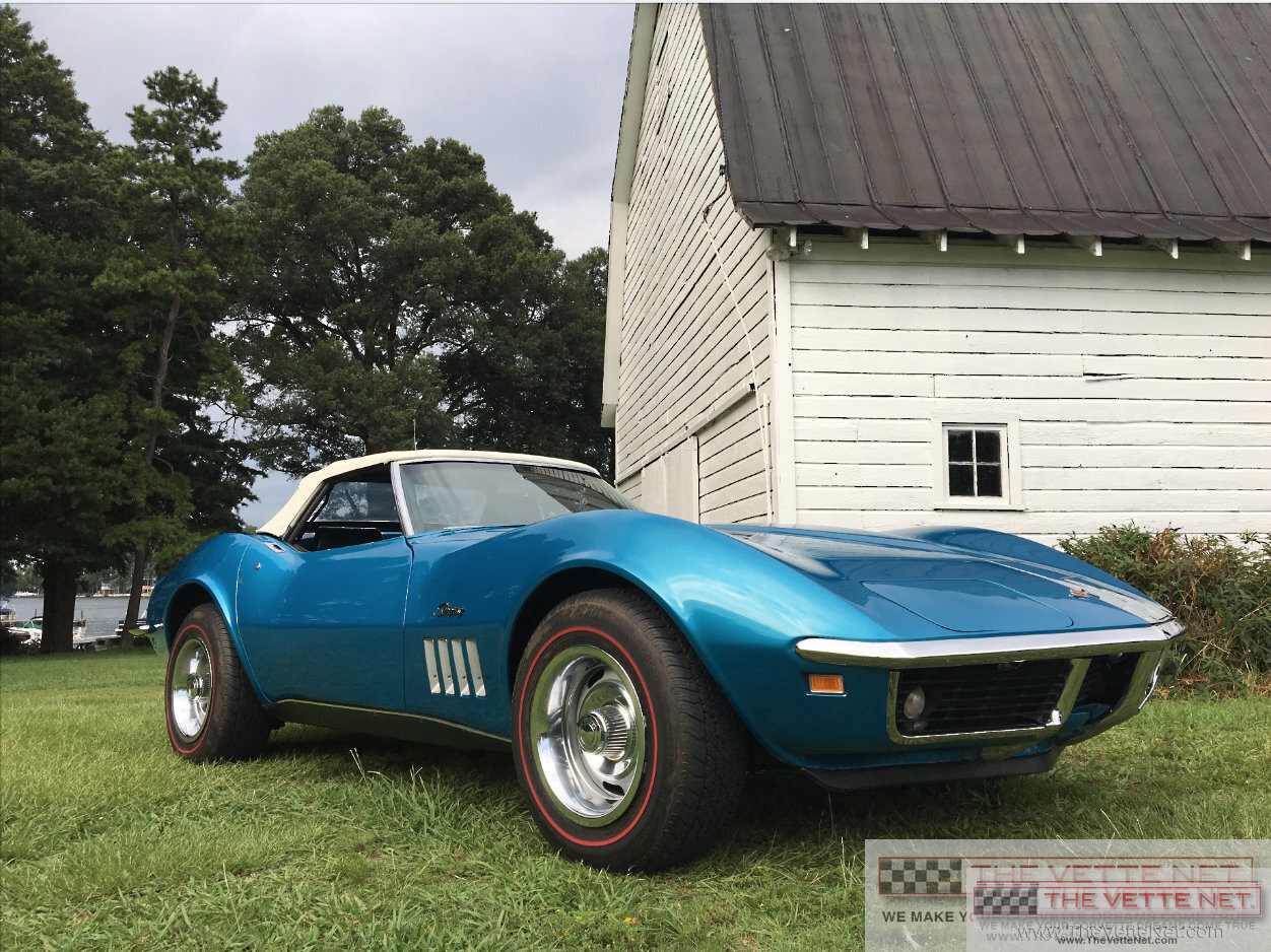 1969 Corvette Convertible LeMans Blue