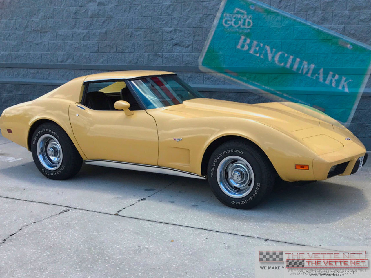 1977 Corvette T-Top Corvette Tan Buckskin