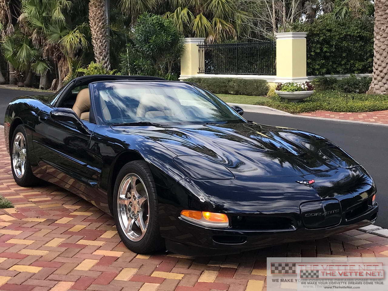 2004 Corvette Coupe Black